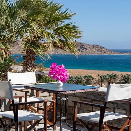 Nikoleta Kolympithres Paros Apart Otel *
