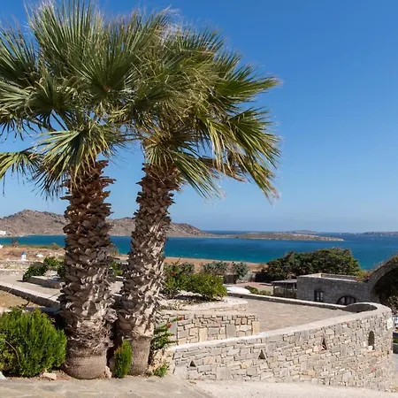 Nikoleta Kolympithres Paros *
